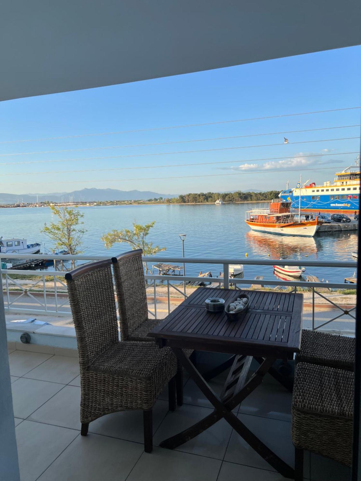 Anna Apartments Керамоти Екстериор снимка
