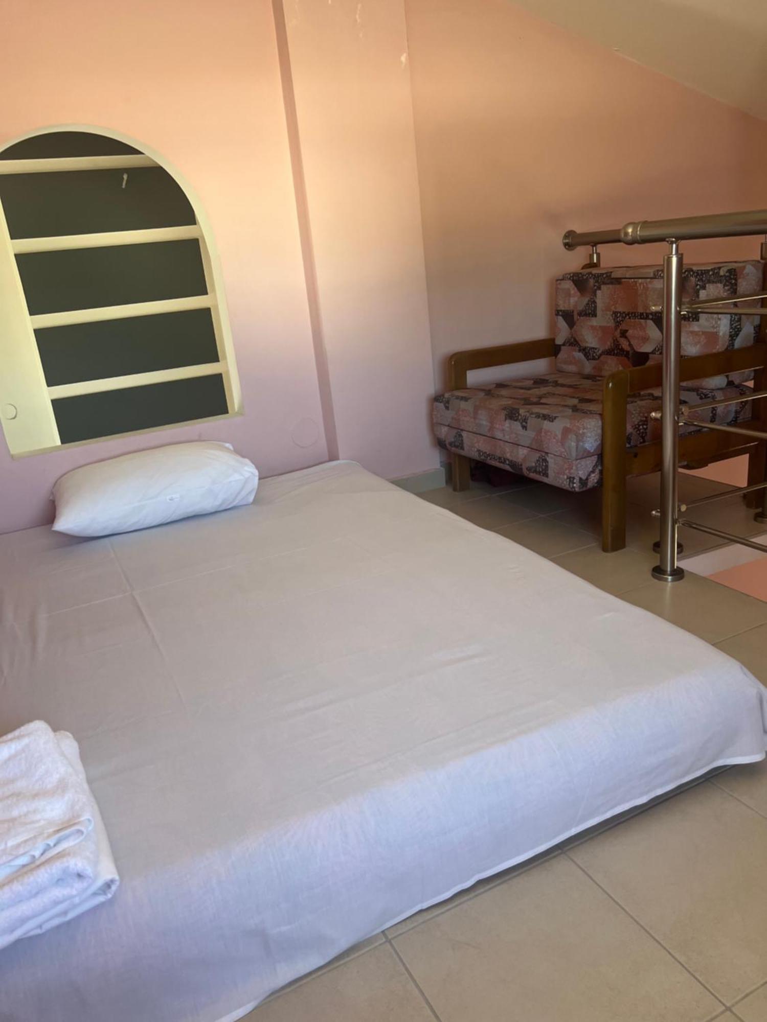 Anna Apartments Керамоти Екстериор снимка